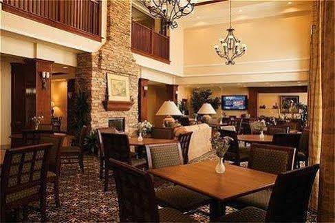 สเตย์บริดจ์ สวีท ฟิลาเดลเฟีย แวลเลย์ ฟอร์จ 422 Hotel Royersford ภายนอก รูปภาพ